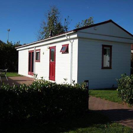 Hofgalow Chalet Op Camping "De Stal" Drijber Экстерьер фото