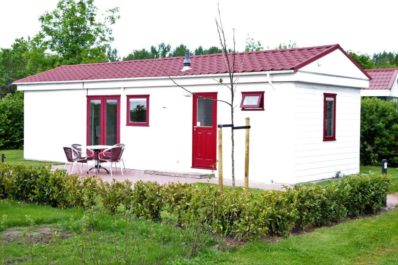 Hofgalow Chalet Op Camping "De Stal" Drijber Экстерьер фото